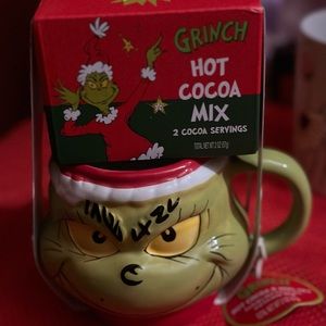 THE GRINCH Christmas Coffee Tea Hot Cocoa Milk Mug W/ Hot Cocoa Mix ~NEW~